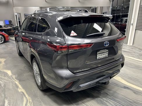 Used 2022 Toyota Highlander Limited image 36
