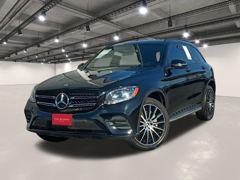 Used 2018 Mercedes-Benz GLC 300 4MATIC image 1
