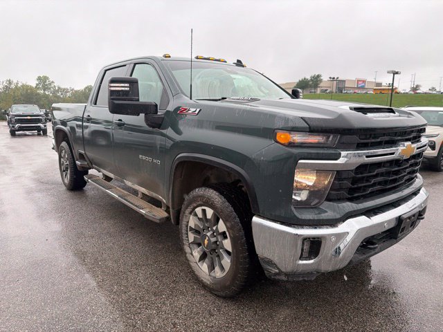 Used 2025 Chevrolet Silverado 2500 LT w/ All Star Edition AWD/4WD image 10