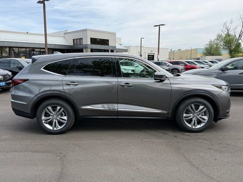 Used 2026 Acura MDX SH-AWD image 4