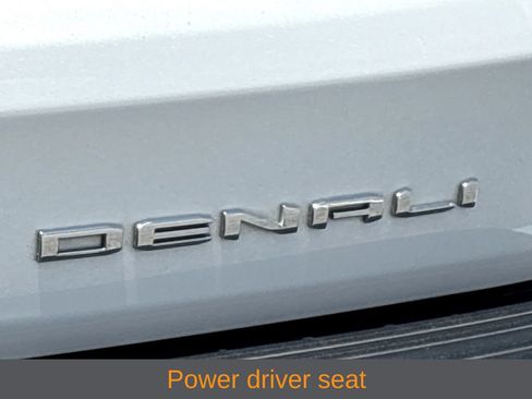 Used 2023 GMC Yukon Denali Ultimate AWD/4WD image 22