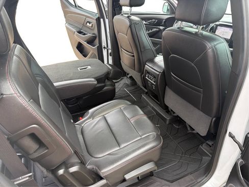 Used 2023 Chevrolet Traverse RS w/ LPO, Floor Liner Package AWD/4WD image 44