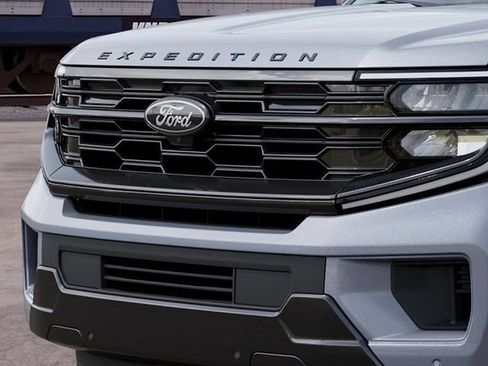 New 2027 Ford Expedition Max Platinum AWD/4WD image 17