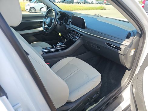 Used 2023 Hyundai Sonata SEL FWD image 10