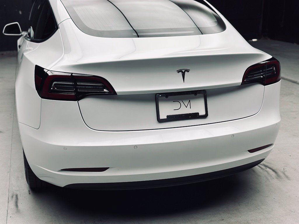 Used 2018 Tesla Model 3 Long Range RWD image 15