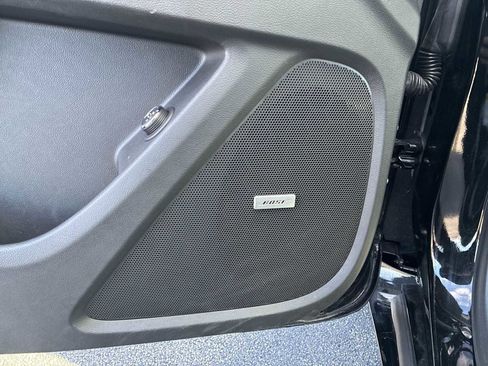 Used 2022 Chevrolet Traverse Premier image 24