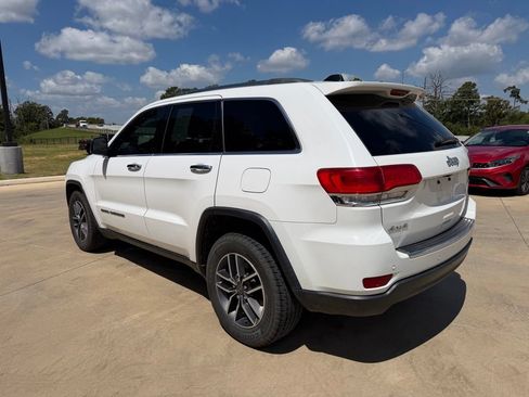 Used 2019 Jeep Grand Cherokee Limited AWD/4WD image 3