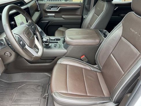 Used 2024 GMC Sierra 1500 Denali w/ Denali Reserve Package image 10
