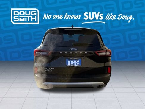 Used 2025 Ford Escape Active image 3