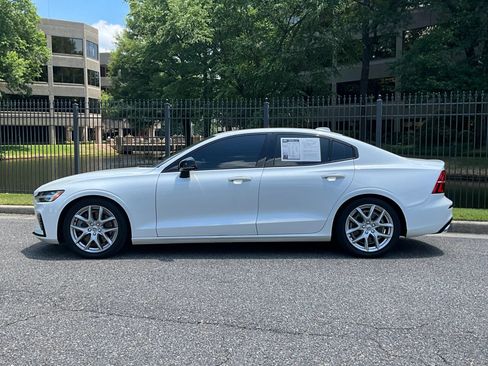 Used 2019 Volvo S60 T6 R-Design AWD/4WD image 5