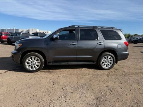 Used 2014 Toyota Sequoia Platinum AWD/4WD image 2