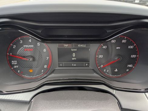 New 2026 Chevrolet Trax RS w/ Sunroof Package image 2