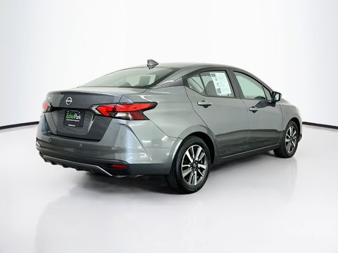 Used 2025 Nissan Versa SV FWD image 9