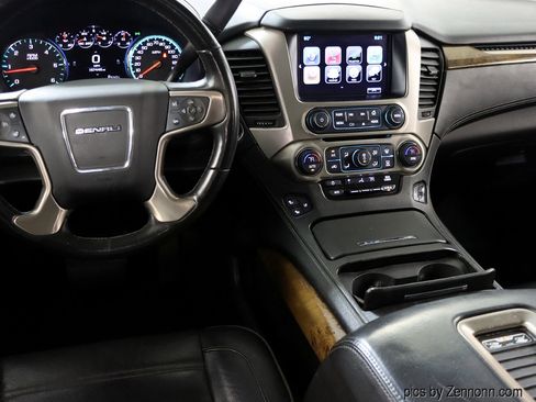 Used 2017 GMC Yukon XL Denali w/ Open Road Package image 17