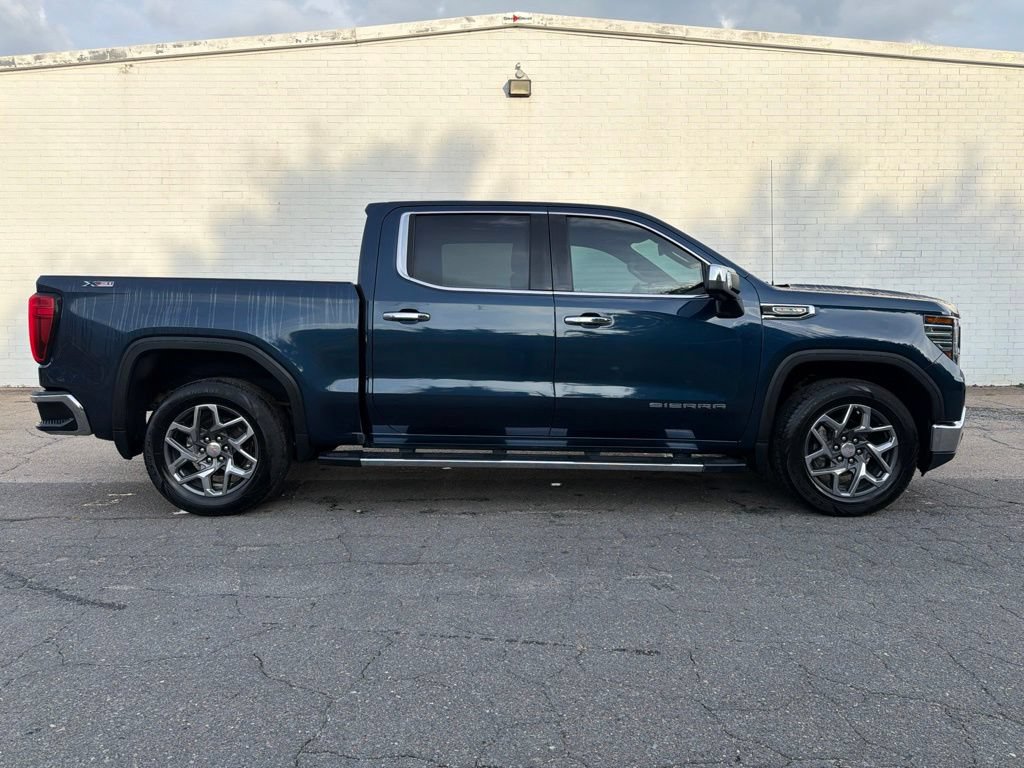 Used 2023 GMC Sierra 1500 SLT w/ SLT Premium Package AWD/4WD image 1