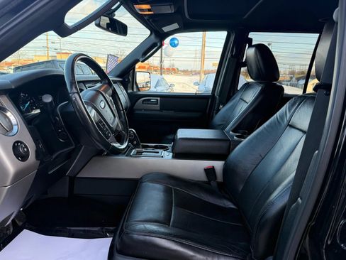 Used 2017 Ford Expedition EL Limited image 19