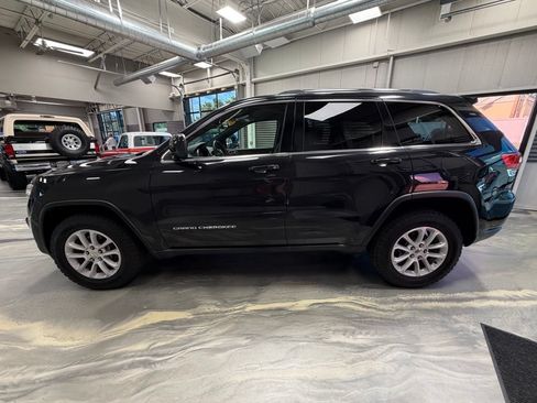 Used 2016 Jeep Grand Cherokee Laredo w/ Quick Order Package 23E AWD/4WD image 32