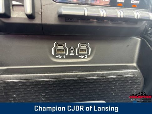 Used 2020 RAM 1500 Laramie w/ Sport Appearance Package AWD/4WD image 32