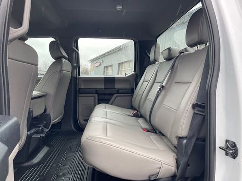 Used 2022 Ford F250 XL w/ Power Equipment Group image 12