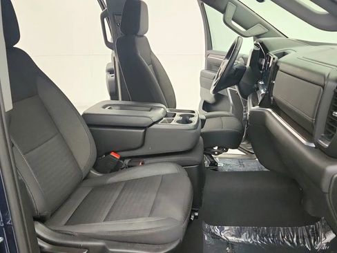 Used 2022 Chevrolet Silverado 1500 LT image 36