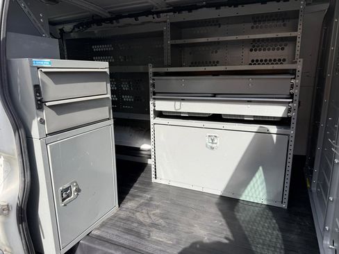 Used 2013 Chevrolet Express 2500 image 12