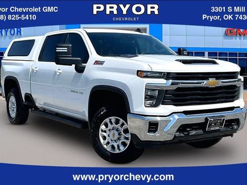 Used 2024 Chevrolet Silverado 2500 LT AWD/4WD image 1