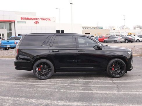 Used 2023 Cadillac Escalade Sport w/ Touring Package image 5