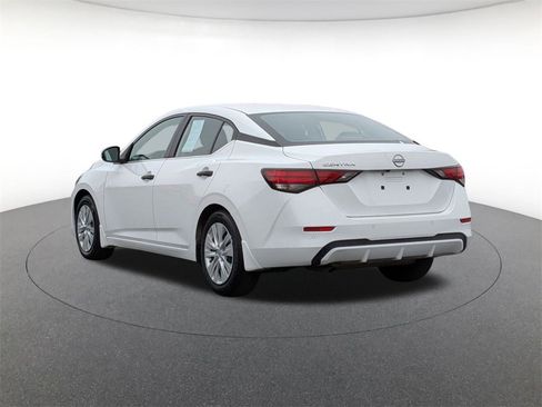 Used 2024 Nissan Sentra S image 7