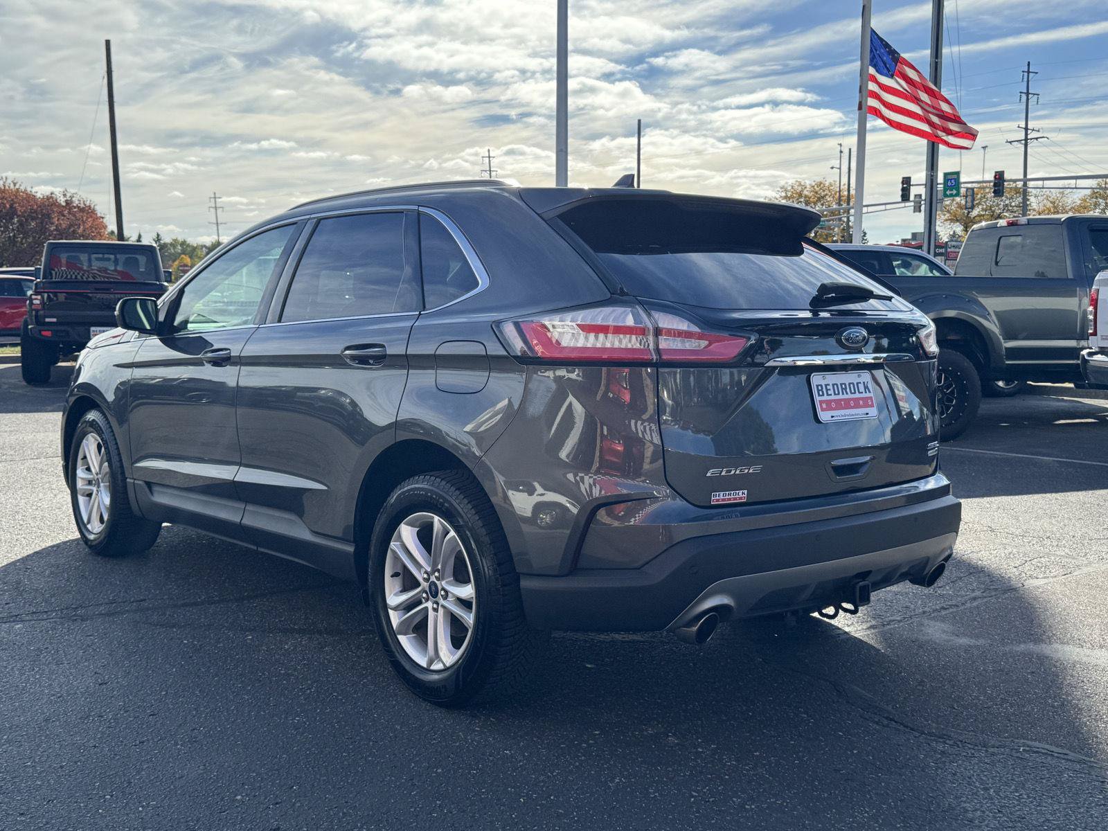 Used 2020 Ford Edge SEL w/ Convenience Package AWD/4WD image 5