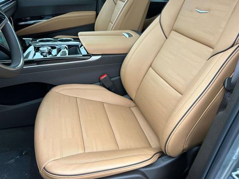 New 2026 Cadillac Escalade Luxury w/ Touring Package image 26