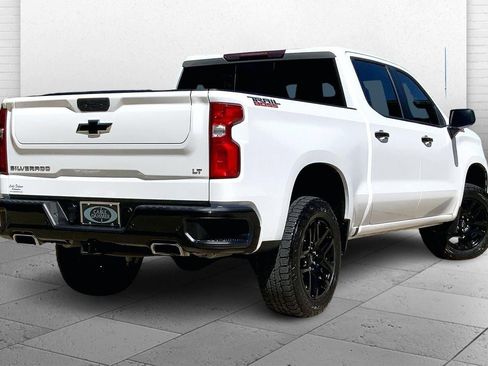 Used 2021 Chevrolet Silverado 1500 LT Trail Boss w/ LT Trail Boss Premium Package image 13