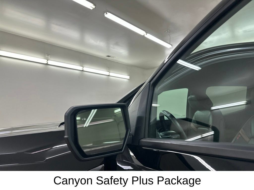 Used 2024 GMC Canyon AT4 w/ AT4 Premium Package AWD/4WD image 20