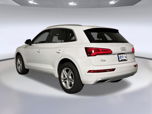 Used 2019 Audi Q5 2.0T Premium w/ Convenience Package AWD/4WD image 3