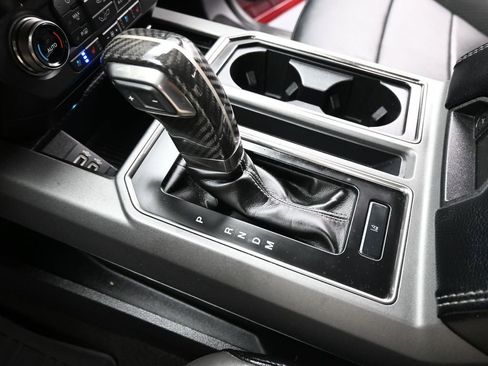 Certified 2019 Ford F150 Raptor w/ Equipment Group 802A Luxury image 17