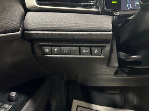 Used 2025 Toyota Camry LE image 17