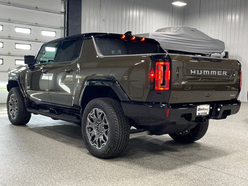New 2025 GMC Hummer EV 3X image 3
