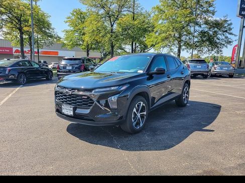 Used 2024 Chevrolet Trax RS w/ Driver Confidence Package FWD image 8