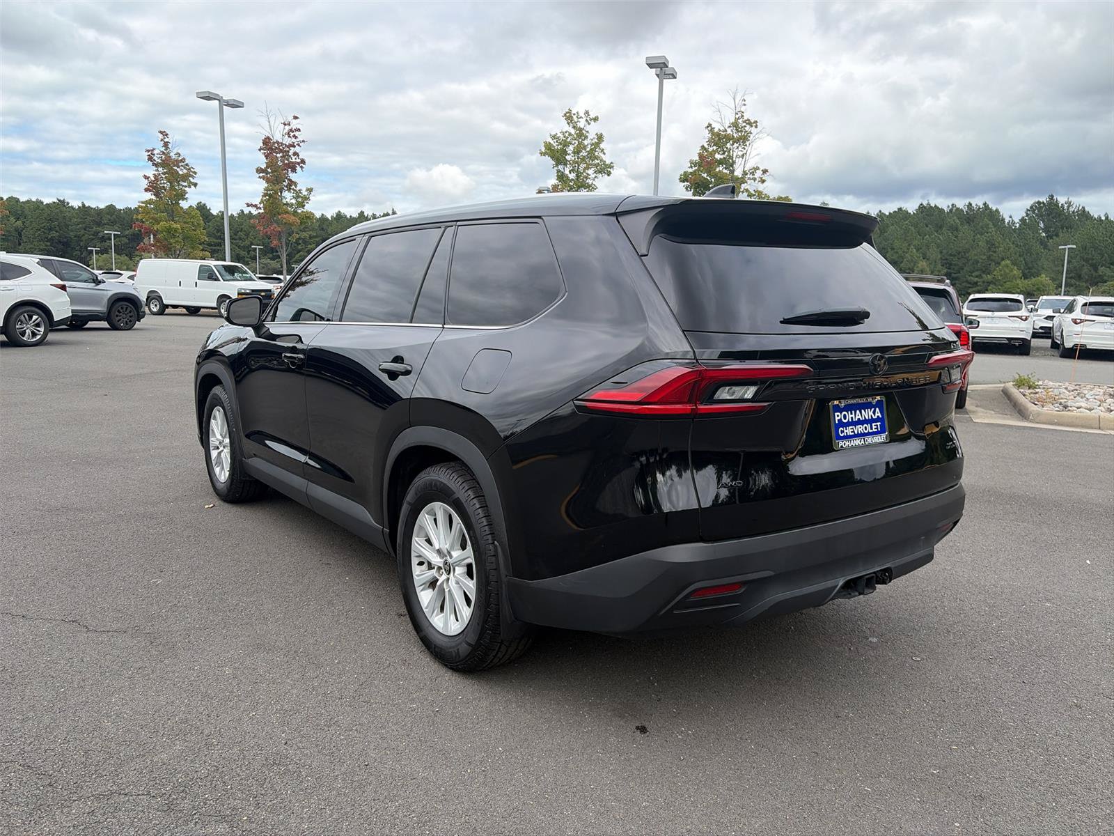 Used 2025 Toyota Grand Highlander AWD image 5