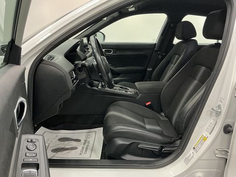 Used 2025 Honda Civic Sport image 8