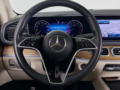 Certified 2024 Mercedes-Benz GLS 450 4MATIC image 20