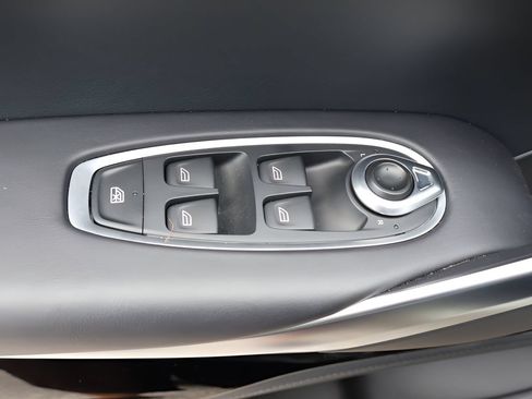 Used 2023 Aston Martin DBX 707 AWD/4WD image 10