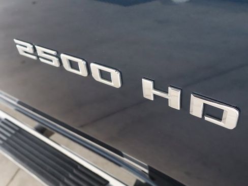 Used 2020 Chevrolet Silverado 2500 LTZ w/ LTZ Plus Package image 56