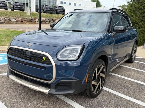 Used 2025 MINI Cooper Countryman SE AWD/4WD image 8