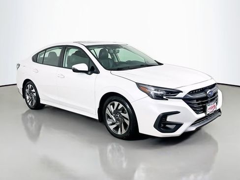 Used 2025 Subaru Legacy Limited AWD/4WD image 18