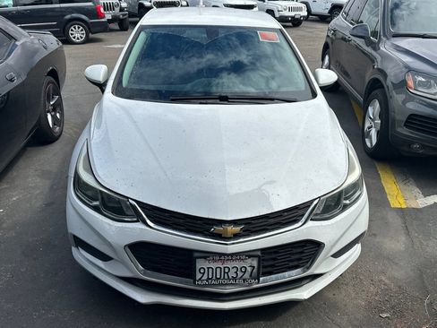 Used 2016 Chevrolet Cruze LS image 2