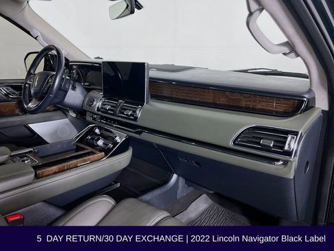 Used 2022 Lincoln Navigator Black Label image 37