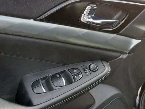Used 2019 Nissan Maxima 3.5 SV w/ Floor Mat Group FWD image 16