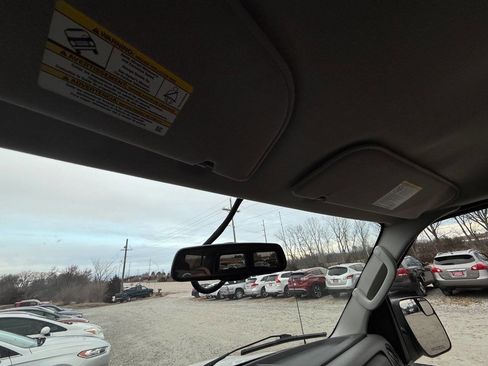 Used 2013 Ford E-350 and Econoline 350 XLT image 18