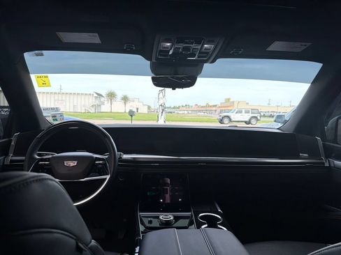 Used 2026 Cadillac Escalade Sport w/ Touring Package AWD/4WD image 9