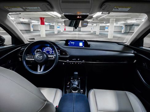 Used 2023 MAZDA CX-30 AWD 2.5 S w/ Preferred Package image 3